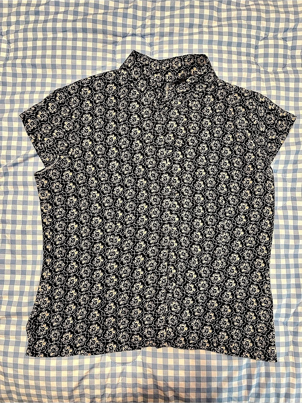 Vintage Floral Short Sleeve Blouse in Black & Cream